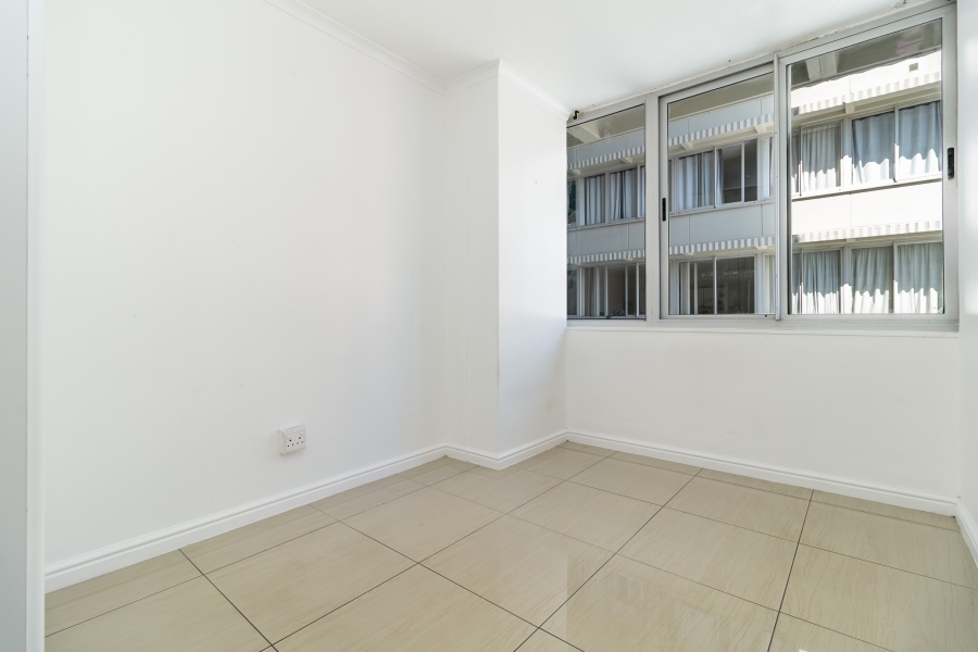 2 Bedroom Property for Sale in Cape Town City Centre Western Cape